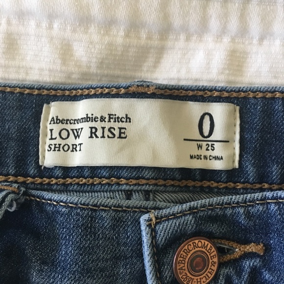 Low Rise Shorts from Abercrombie - Picture 3 of 3